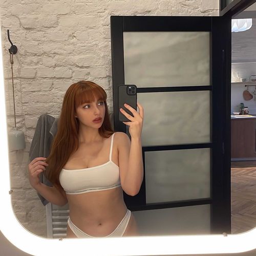 @sophiasselfies