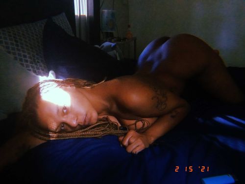 sourmoonstone nude