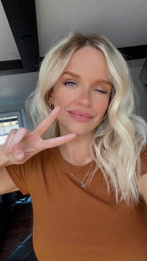 @spicyblondiievip