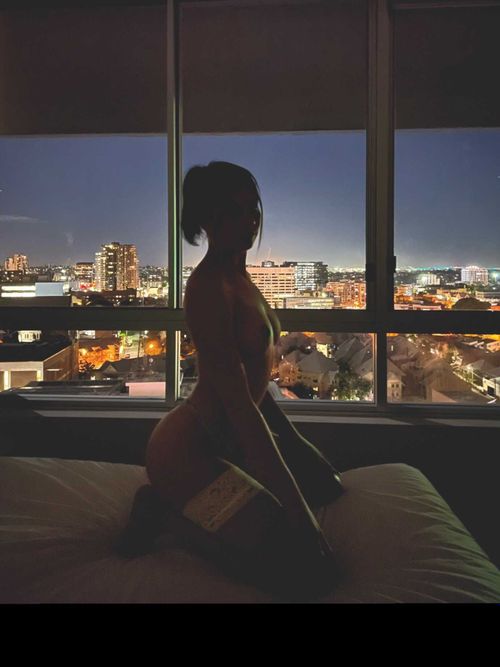 @spicybrunette2