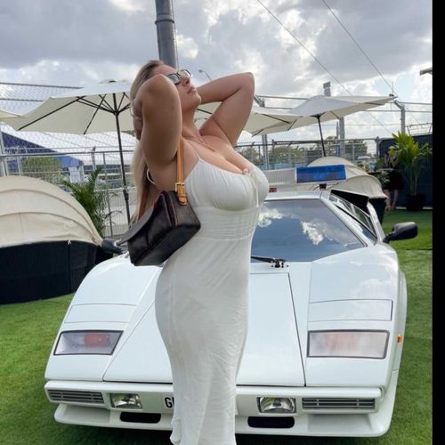 @spoilcourtney