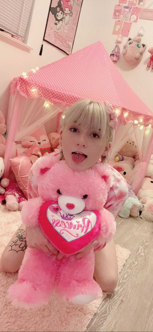 @strawbabydolly