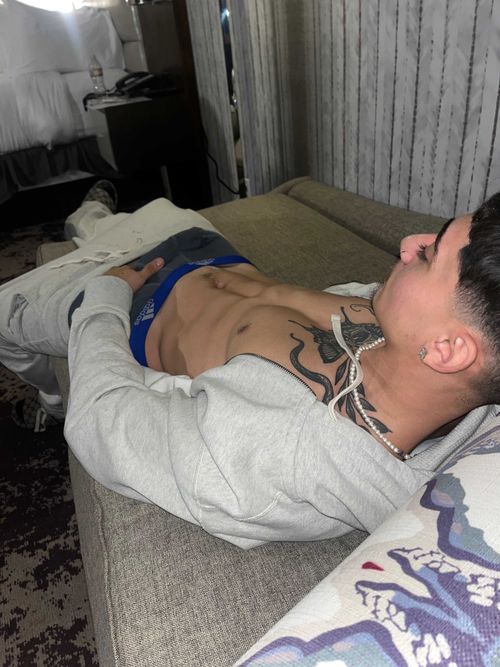 @strip4jon nude strip4jon nude