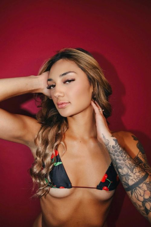 @stripitdownt