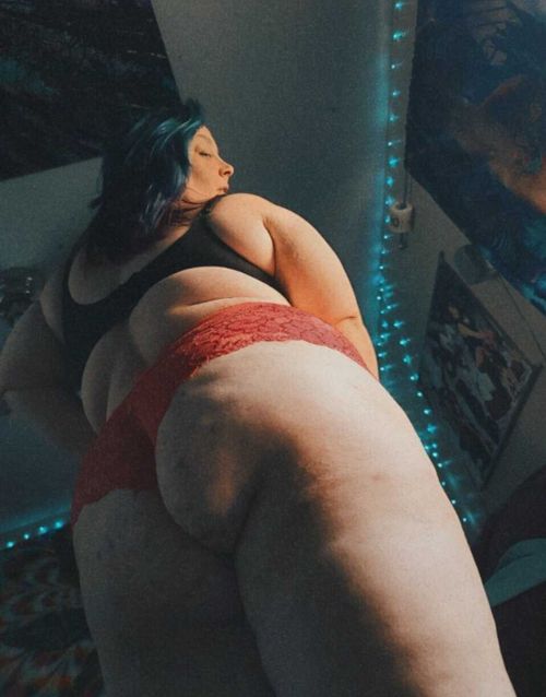 @supervillainbrat