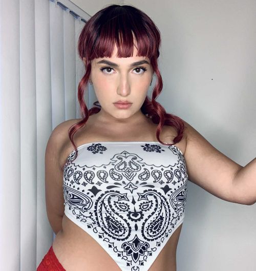 @surpur_sexy