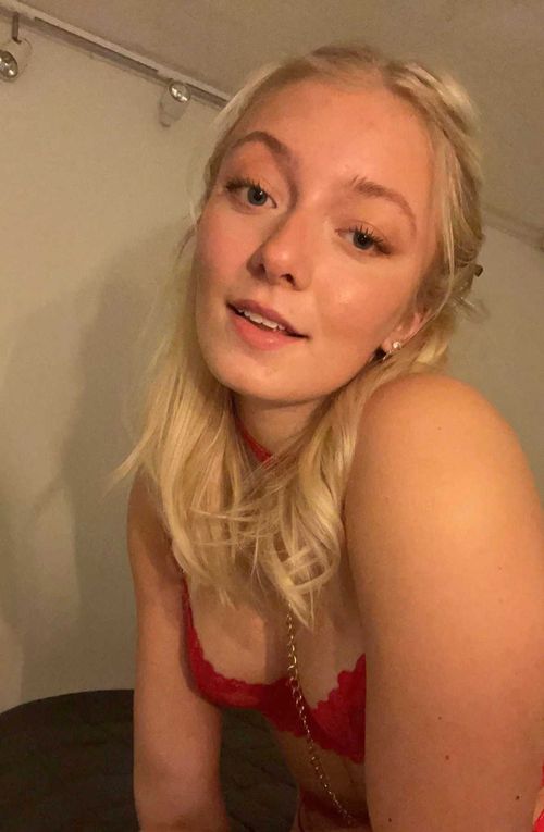 @swedishblondie04