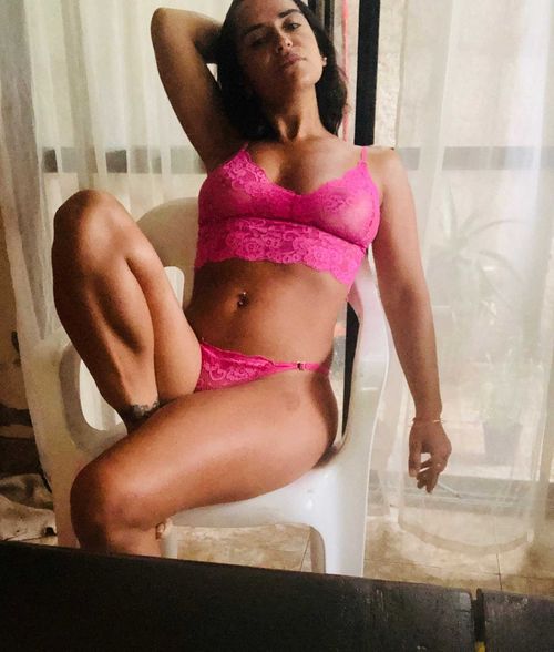 @sweetarabgirl
