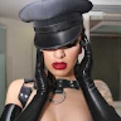 @talitadominatrix