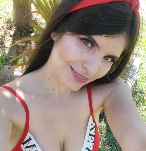 @tati_charl