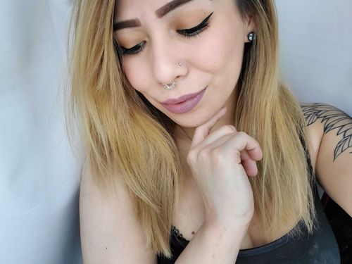 @thebrattykitten