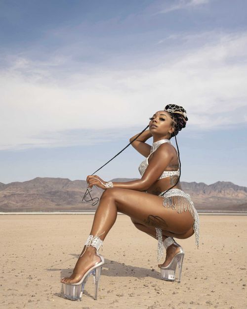@thecalicaliente nude thecalicaliente nude
