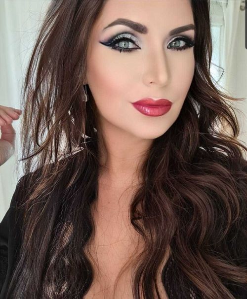 @thefoxyswede