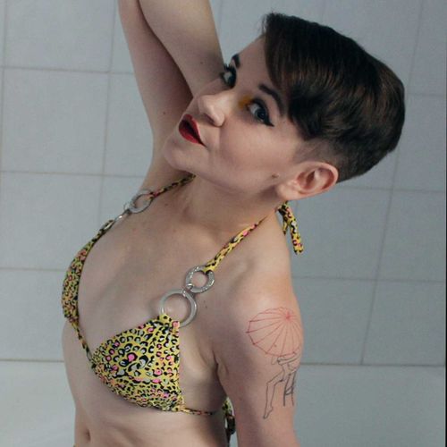 @theluciebee