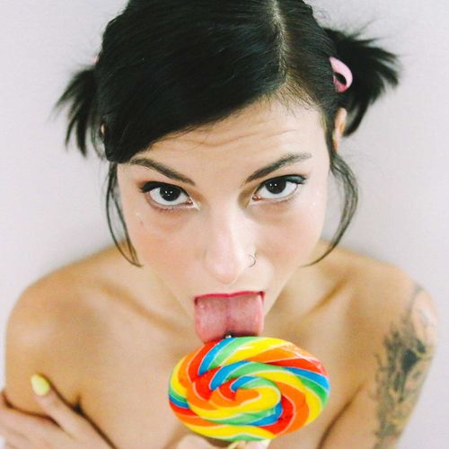 @theneonharlot nude theneonharlot nude