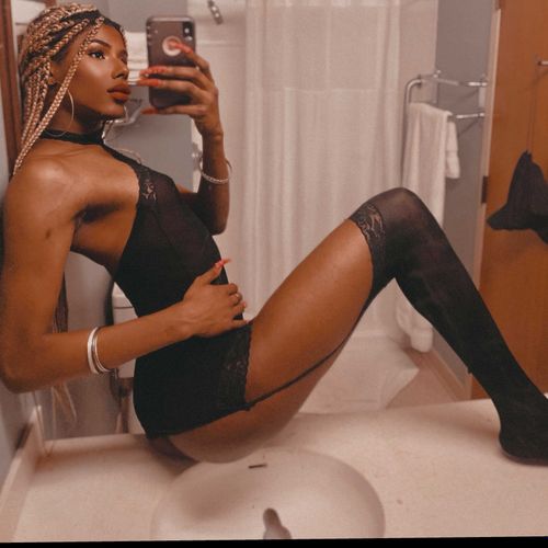 @therealamazon nude therealamazon nude