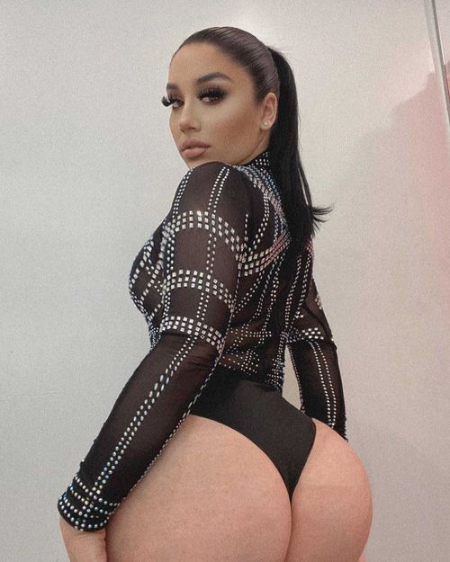 @therealplugswife