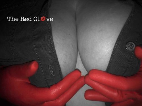 @theredglove