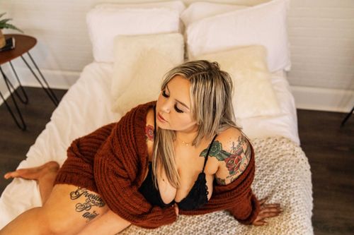 @thickkvixenn nude thickkvixenn nude