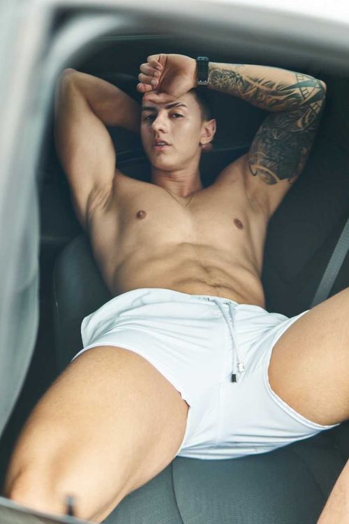 @thomasfalcon