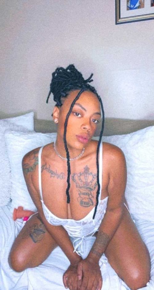 @throatbabie nude throatbabie nude