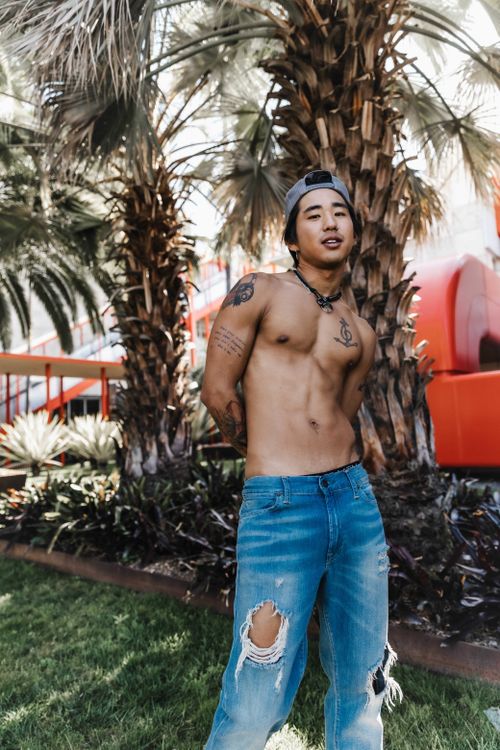 @thtoneazn