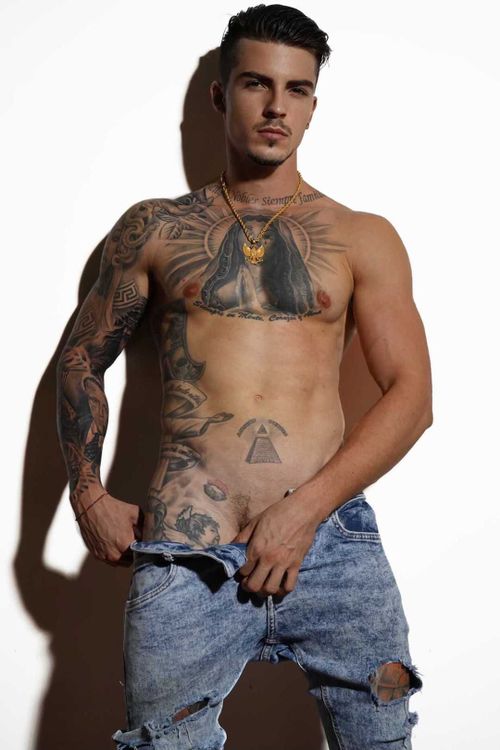 @titoplayboy