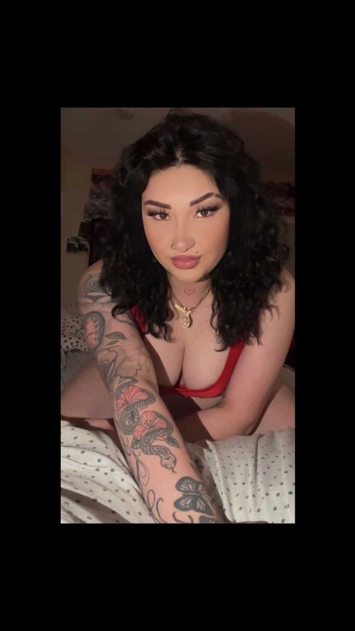 @toxxikbebecita