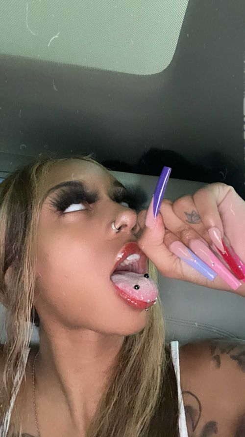 @trapsweetyy