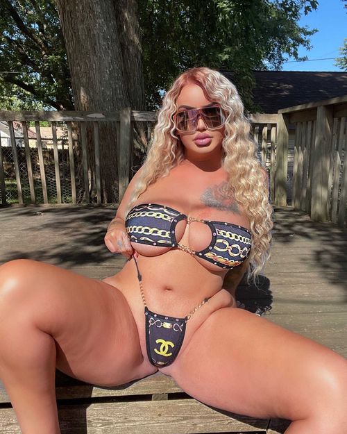 @trinaleigh