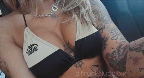 @truckslutlexxx nude truckslutlexxx nude