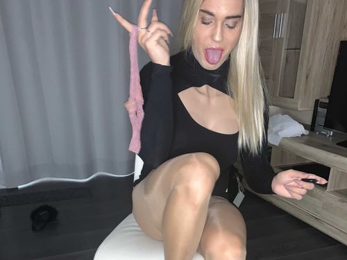 @tsqueenxenia