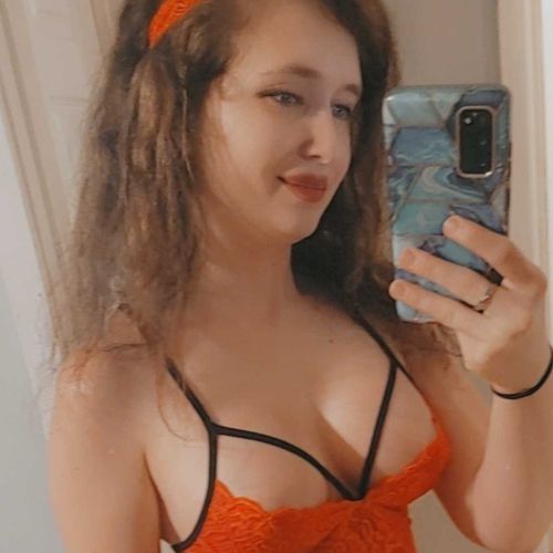 @twinb00bs