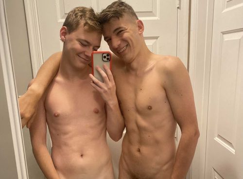@twohungtwinks nude twohungtwinks nude