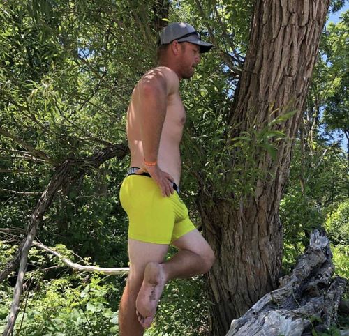 @tylerhenderdong nude tylerhenderdong nude