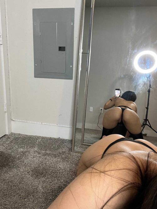 @urfavvem nude urfavvem nude