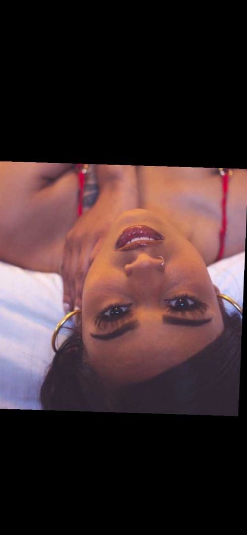 @urstrvly nude urstrvly nude