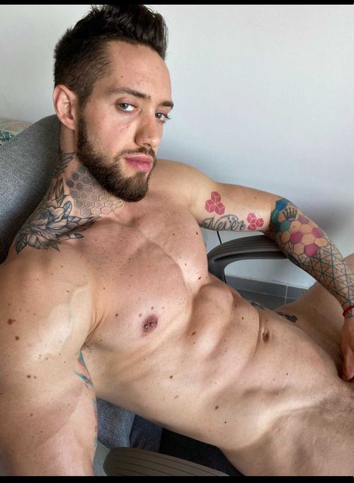 @viktoroneefree