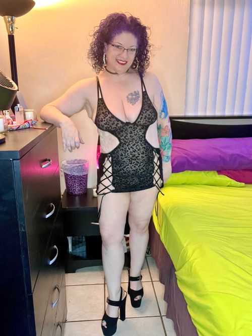 @violetvstorm76