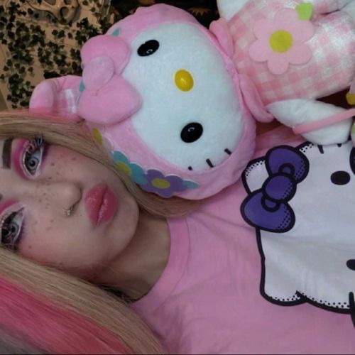 @violetxeverly