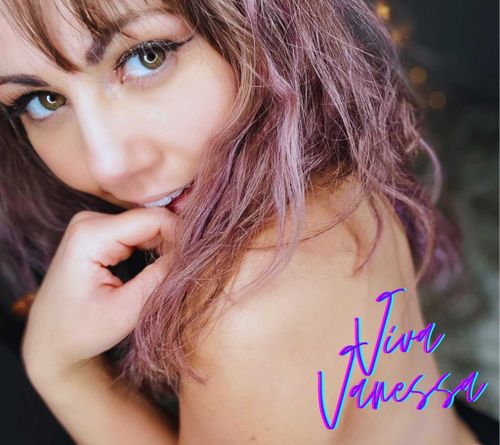 @vivaxvanessa