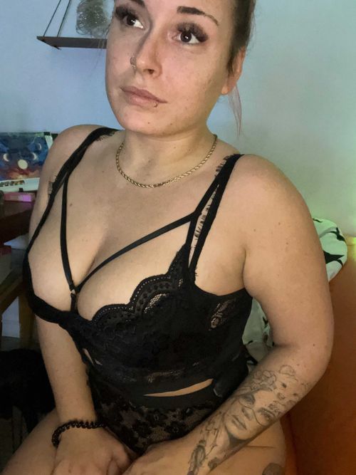 @vivipeaches
