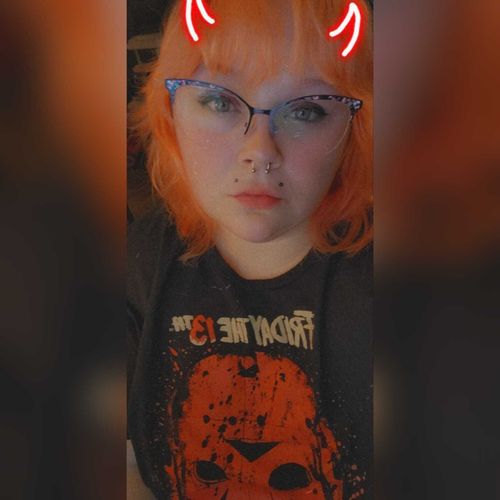 @vixeymaeve