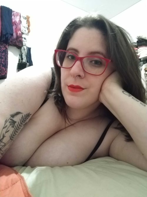 @voyeurlady