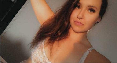 whatsunderneath69 nude