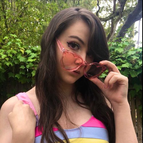 @whitish_cherry