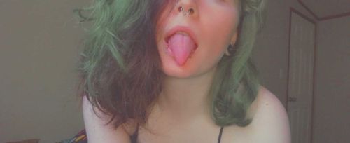 @wtfbronic nude wtfbronic nude