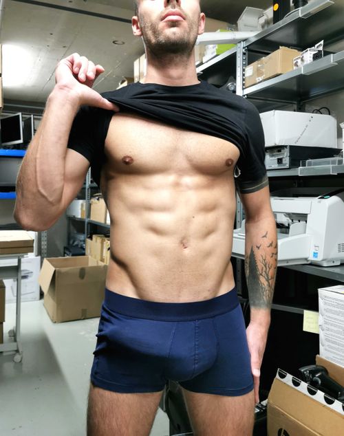 @xhibitioniztluca