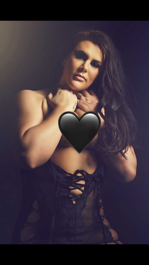 @xocourtxoxo