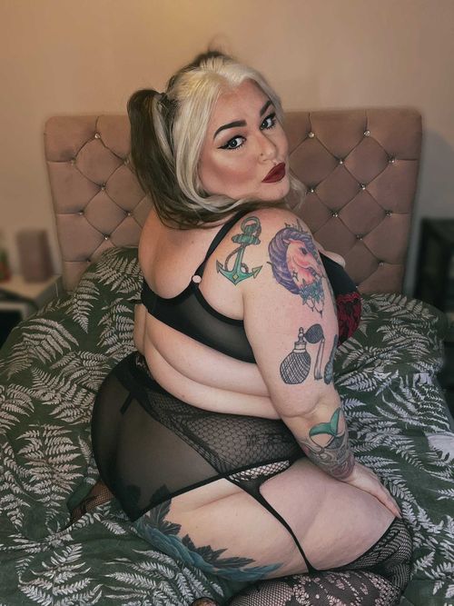 @xskylarosex_x